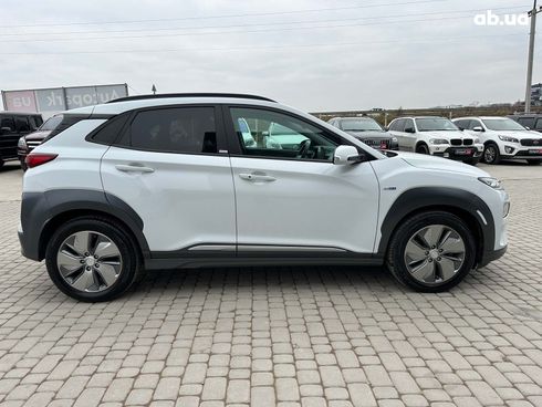 Hyundai Kona 2020 белый - фото 8