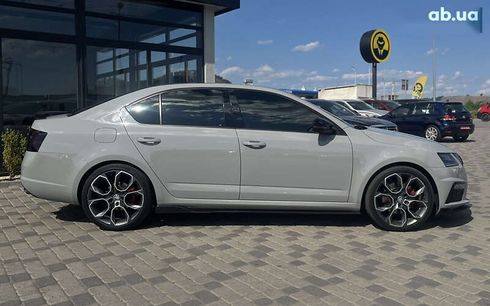 Skoda Octavia 2019 - фото 8