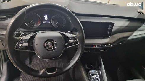 Skoda Octavia 2021 - фото 12