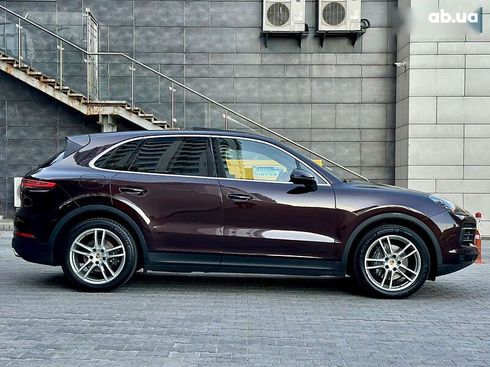 Porsche Cayenne 2018 - фото 14