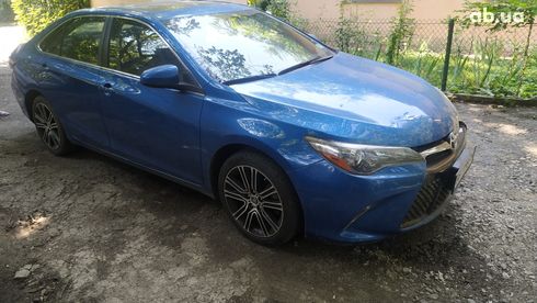 Toyota Camry 2016 синий - фото 2