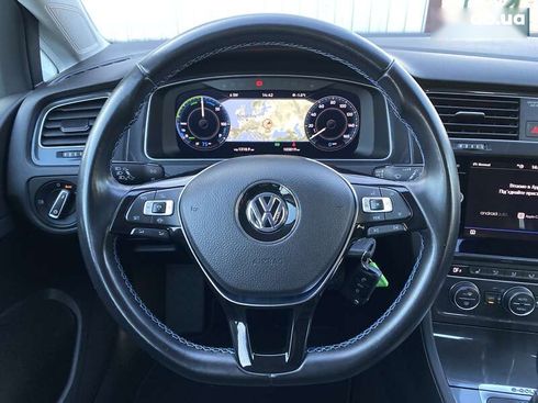 Volkswagen e-Golf 2019 - фото 24