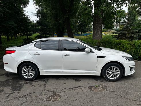 Kia K5 2013 белый - фото 4