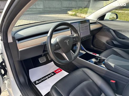 Tesla Model 3 2017 белый - фото 16
