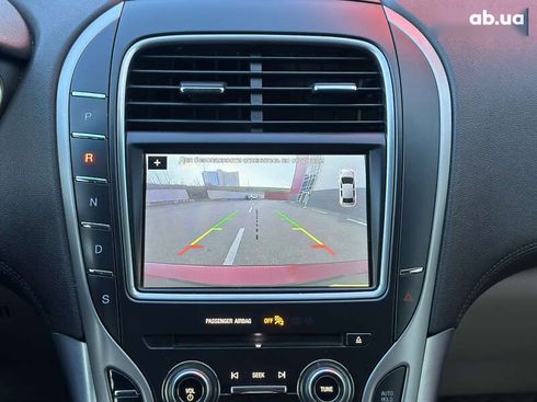 Lincoln MKX 2017 - фото 28