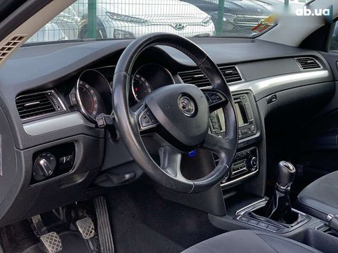 Skoda Superb 2013 - фото 24