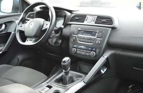 Renault Kadjar 2020 - фото 27