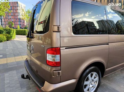 Volkswagen Transporter 2010 - фото 20