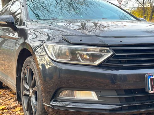 Volkswagen Passat 2015 черный - фото 4