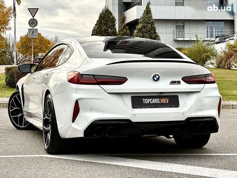 BMW M8 Gran Coupe 2021 - фото 13