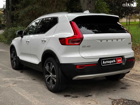 Volvo XC40 2018 белый - фото 7
