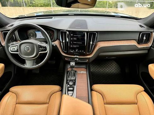 Volvo XC60 2019 - фото 25