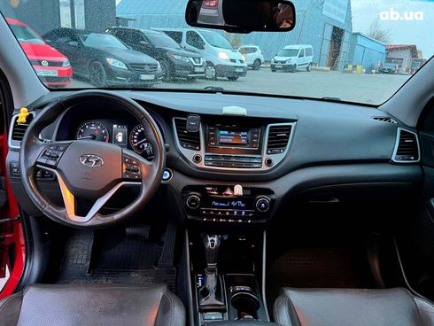 Hyundai Tucson 2017 красный - фото 37
