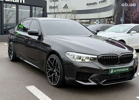 BMW 5 серия 2018 - фото 5