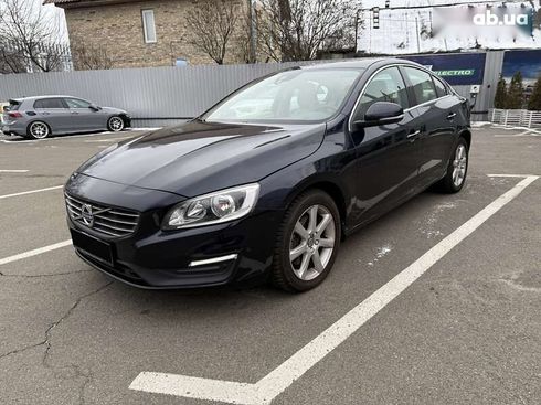 Volvo S60 2015 - фото 7