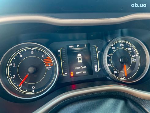 Jeep Cherokee 2015 серый - фото 39