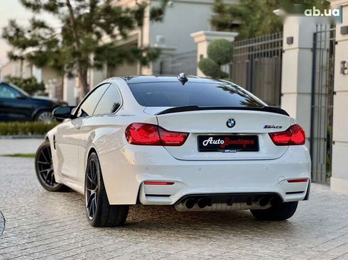 BMW M4 2018 - фото 20