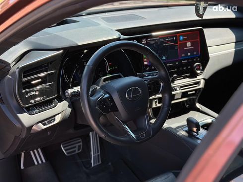 Lexus RX 2023 оранжевый - фото 23