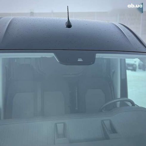 Volkswagen Crafter 2021 - фото 16