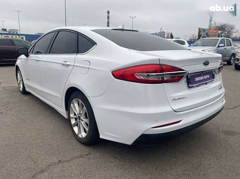 Ford Fusion 2019 - фото 7