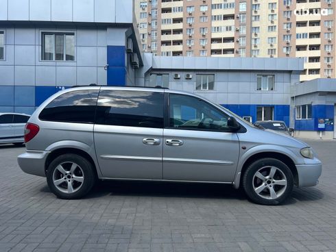 Chrysler Voyager 2001 серый - фото 6