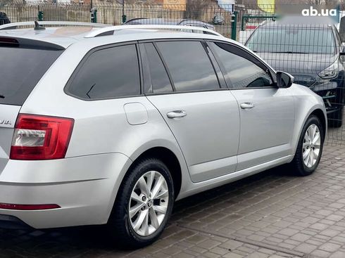 Skoda Octavia 2017 - фото 27