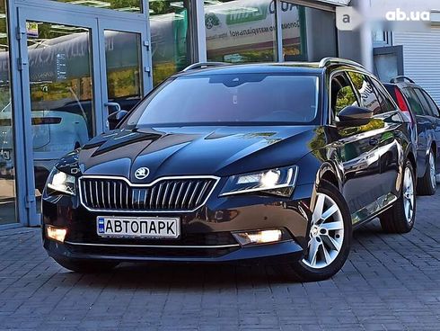 Skoda Superb 2017 - фото 4