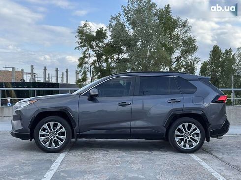 Toyota RAV4 2019 - фото 7