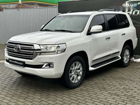 Toyota Land Cruiser 2019 - фото 5