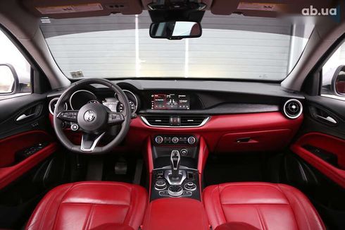 Alfa Romeo Stelvio 2020 - фото 14