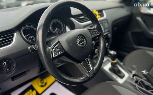 Skoda Octavia 2018 - фото 10