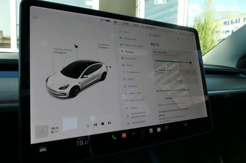 Tesla Model 3 2020 - фото 21