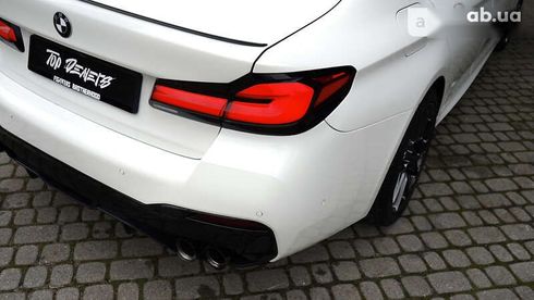 BMW 5 серия 2017 - фото 21