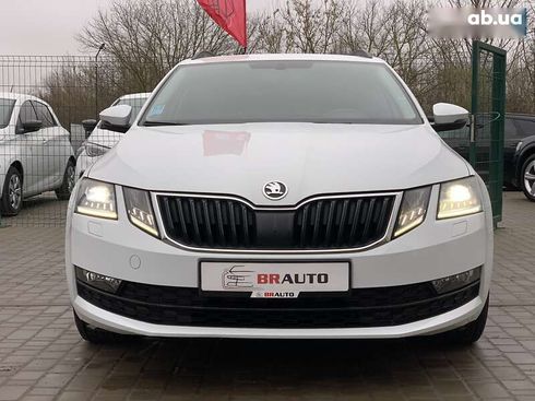 Skoda Octavia 2019 - фото 5
