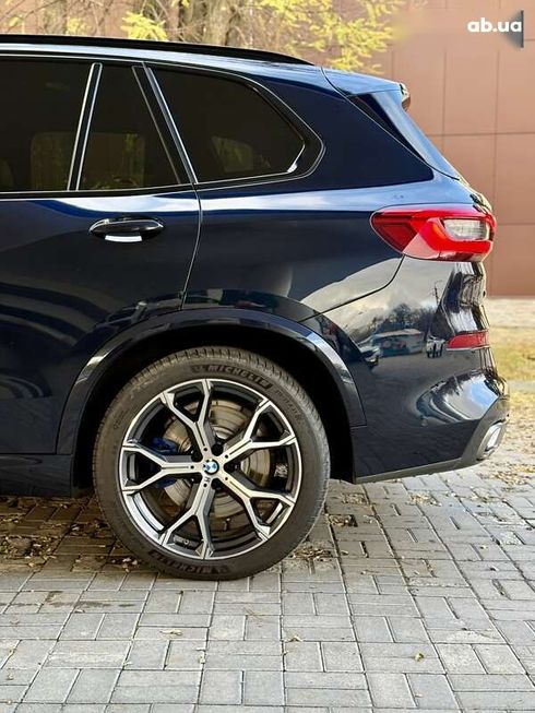 BMW X5 2019 - фото 21