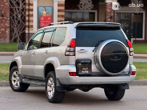 Toyota Land Cruiser Prado 2004 - фото 8