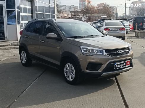 Chery Tiggo 2020 бежевый - фото 8