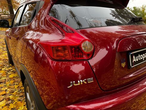 Nissan Juke 2012 красный - фото 8