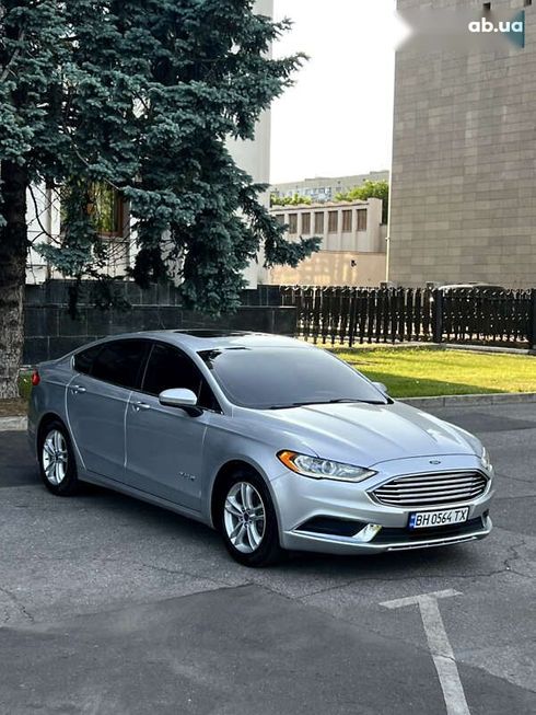 Ford Fusion 2017 - фото 9