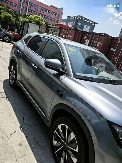 BYD Song Plus 2025 - фото 11