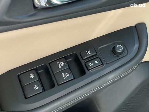 Subaru Outback 2018 белый - фото 15