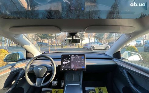 Tesla Model Y 2023 - фото 16