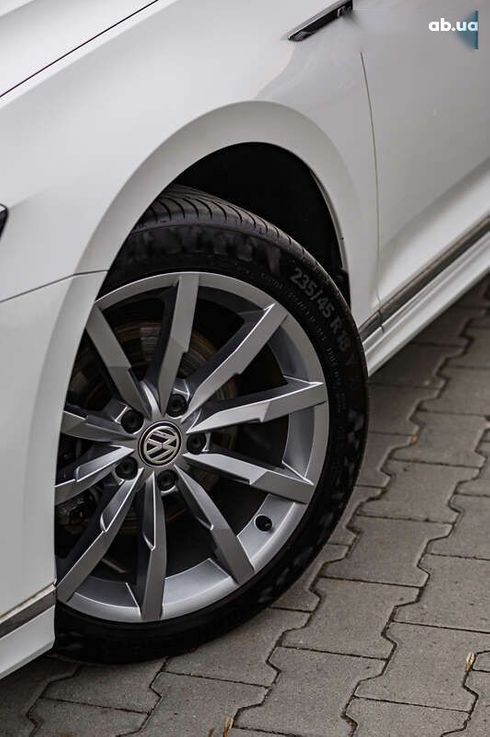 Volkswagen Passat 2020 - фото 23