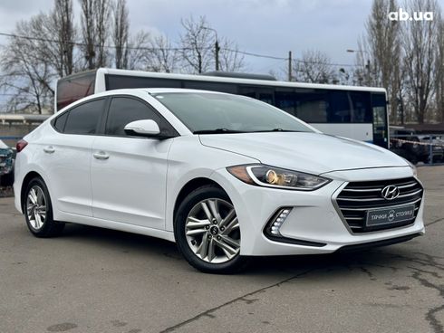 Hyundai Elantra 2016 белый - фото 3