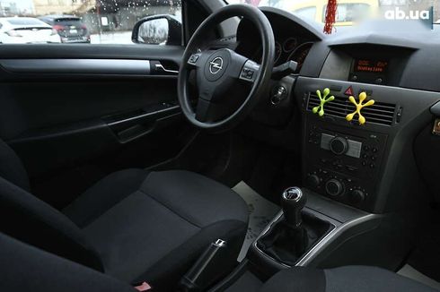 Opel Astra 2005 - фото 21