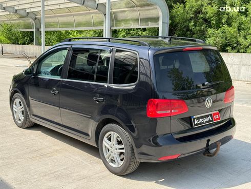 Volkswagen Touran 2011 черный - фото 10