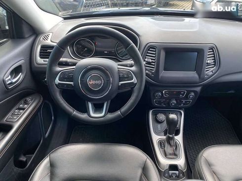 Jeep Compass 2018 - фото 10