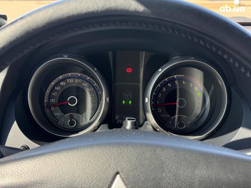 Mitsubishi Pajero Wagon 2008 бежевый - фото 28