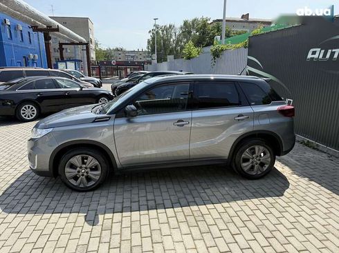 Suzuki Vitara 2020 - фото 11