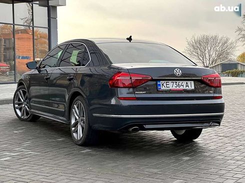 Volkswagen Passat 2016 - фото 4